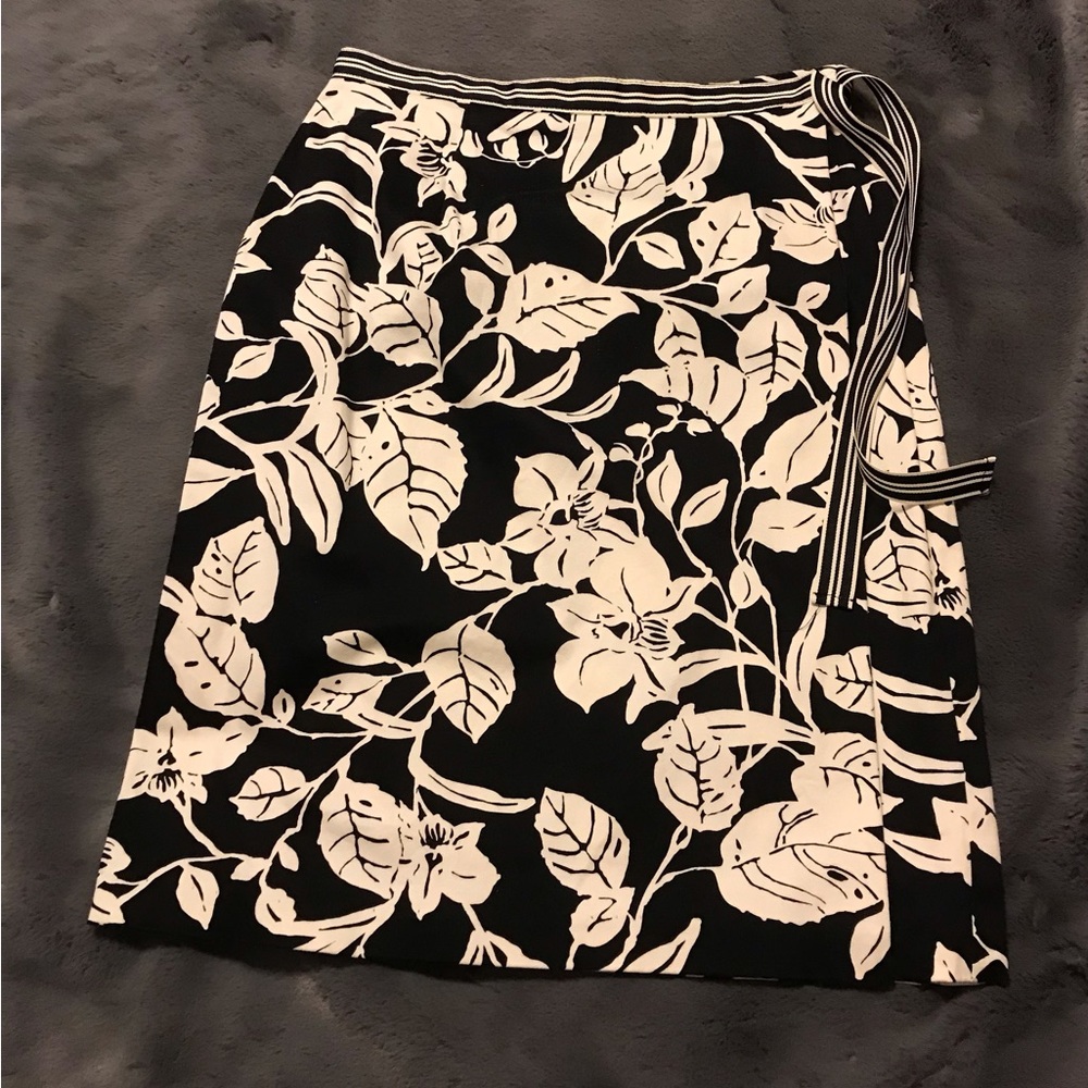 Samantha EUC wrap around tropical skirt 6